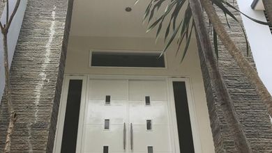 Rumah Prestisius di Kawasan Ancol, Jakarta Utara, LB 300m², Harga 3,9 Miliar