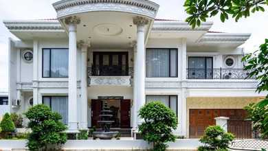 Rumah Elegan di BSD Bukit Golf, Tangerang, 5 Kamar Tidur, LT 580m²