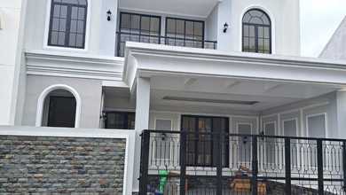 Rumah Mewah di BSD Griya Loka, Tangerang, 4 KT, LT 180m²