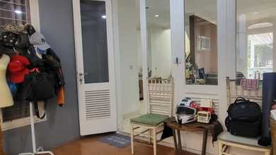 Rumah Area Luxury Serpong, Tangerang Selatan - Harga Terbaik 3,3 Miliar