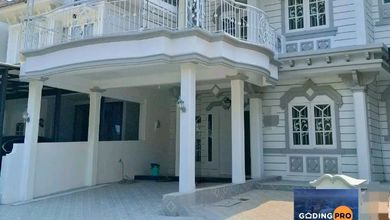 Kesempatan Langka, rumah Prestisius di Cibubur, Jakarta Timur, LB 275m²