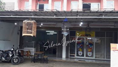 Ruko Gandeng sangat strategis di Pasar anyar, Tangerang 