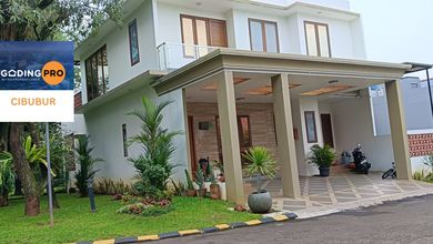 Penawaran Langka, rumah Mewah di Cibubur, Jakarta Timur, LB 200m²