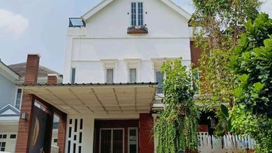 Rumah Area Premium Kota Wisata, Bogor - Harga Terbaik 2,9 Miliar