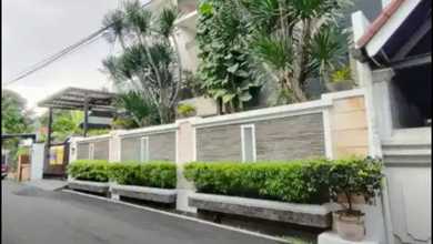Kesempatan Eksklusif, rumah Mewah di Cipayung, Jakarta Timur, LB 800m²