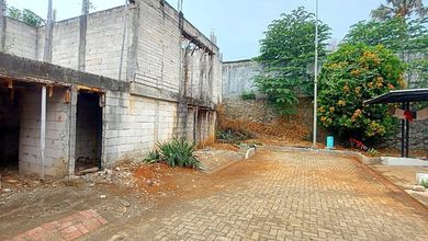 Dijual Kavling 2417 m2 Lokasi Komplek Mewah BSD