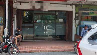 Ready to Use Ruko Bisnis di Taman Palem Jakarta Barat dengan LB 387m2
