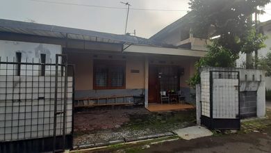 Jual Rumah Strategis di Kopo, Bandung - LT 150m²