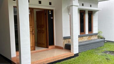 Rumah Sewa Nyaman Lokasi Batununggal, Bandung, LB 102m²