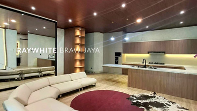 Hunian Mewah di Pondok Indah, Jakarta Selatan, 5 Kamar Tidur, LT 260m²