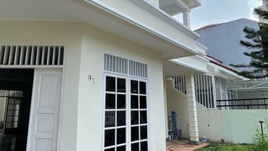 Dijual rumah Mewah di Kebon Jeruk, Jakarta Barat - LT 183m²
