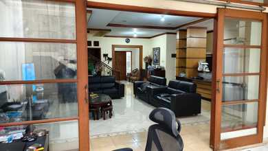 Rumah Elite di Kawasan Puri Indah, Jakarta Barat, LB 330m², Harga 4 Miliar