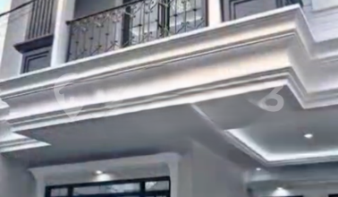 Rumah Dijual di Jagakarsa, Jakarta Selatan, LB 130m², Harga Terbaik!