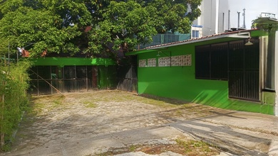 Lahan sewa di pinggir jalan raya Pancoran Jakarta selatan