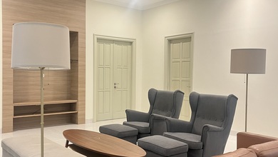 Sewa Rumah Siap Huni di Permata Hijau, Jakarta Selatan, LT 420m²