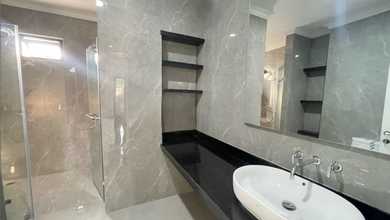 Rumah Mewah di Kawasan Kebayoran Baru, Jakarta Selatan, LB 500m², Harga 21 Miliar