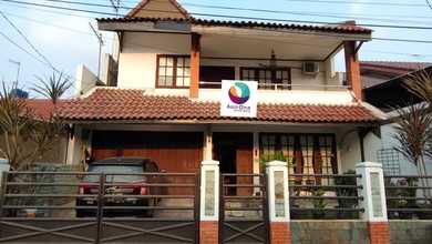 Kesempatan Eksklusif, rumah Mewah di Galaxy, Bekasi, LB 324m²