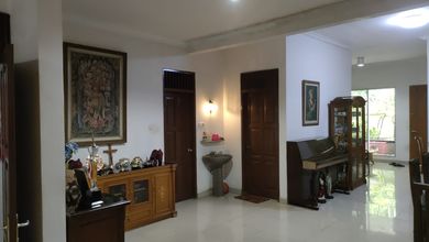 Jual Rumah Eksklusif LT 210 m2 di Semanan, Jakarta Barat