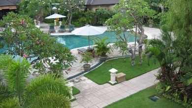 Jual Rumah Cantik Luas 2100 m2 area Seminyak, Badung