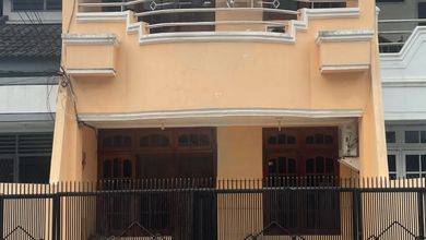 Rumah Siap Tempat dengan LT m2 Semi Furnished