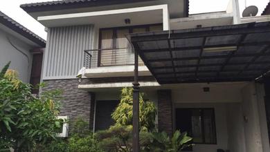 Jual Rumah Strategis di Legenda Wisata, Bogor - LT 210m²