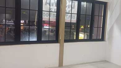 Disewakan Ruko Di Boulevard Raya Kelapa Gading Jakarta Utara (hanya Di Lt 2 Nya Saja)