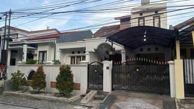 Dijual rumah Premium di Cakung, Jakarta Timur - LT 200m²