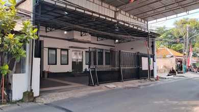 Dijual Bangunan Kantor Beserta Gudang Di Bintara Kota Bekasi.