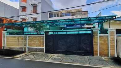 Hunian Elite di Kawasan Tamansari, Jakarta Barat, LB 293m², Harga 9 Miliar