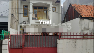 Rumah Siap Pakai di Kawasan Pasar Baru, Jakarta Pusat, LT 132m²