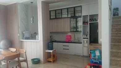 Rumah Mewah di Golf Island, Jakarta Utara, 4 KT, LT 200m²