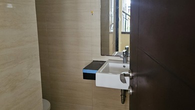 Disewakan Rumah Murah di Green Lake City, Jakarta Barat, LT 144m²