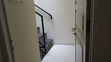 Disewakan Rumah Minimalis di Kemang, Jakarta Selatan, Luas  247 m2