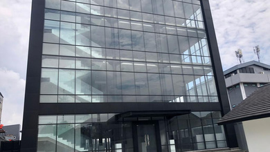 Gedung 4,5 Lantai Plus Gudang Baru Siap Pakai Kebayoran Lama Jakarta Selatan