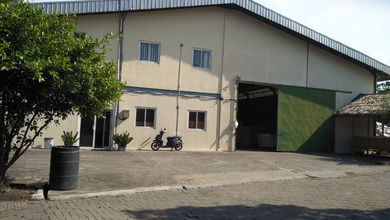 Dijual Tanah & Gudang Rajeg 1 Hektar 35 M Nego