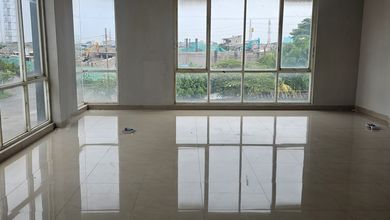 Dijual Ruko 3 Lantai Jakarta Barat Jalan Boulevard