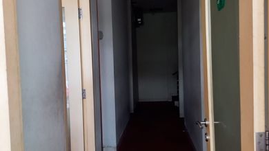 4 Ruko Gandeng Mangga Besar, posisi  hoek  ex hotel