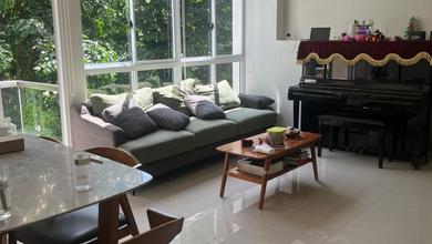 Apartemen 4BR Kondisi Baik Murah Minimalis Semi Furnished Summarecon Serpong Tangerang