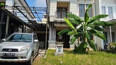 Hunian Prestisius di Kawasan BSD Vermont, Tangerang, LB 200m², Harga 3,8 Miliar
