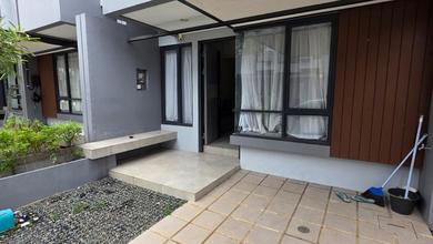 Jual Rumah Strategis di BSD, Tangerang Selatan - LT 50m²