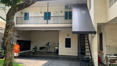 Hunian Elegan di Bintaro, Tangerang Selatan, 9 KT, LT 409m²