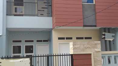 Rumah Siap Pakai di Kawasan Pulomas, Jakarta Timur, LT 84m²