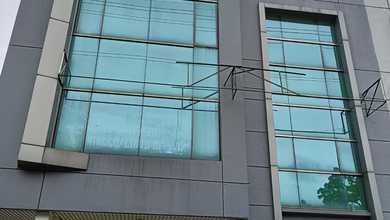 Disewakan Ruko Gandeng 3 Lantai Hoek Di Pemuda Raya