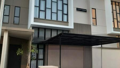 Rumah Elegan di Jakarta Garden City, Jakarta Timur, 4 Kamar Tidur, LT 126m²