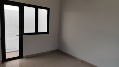 Kontrakan Murah di Summarecon Crown Gading, Bekasi, 2 KT, Harga 53 Juta /tahun