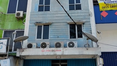 Ruko 3 Lantai Hadap Jalan Raya Panjang di Green Garden