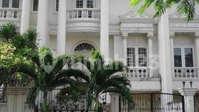 Disewakan Rumah Murah di Pantai Indah Kapuk, Jakarta Utara, LT 136m²