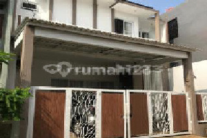 Rumah Siap Huni di Kawasan Galaxy, Bekasi, LT 137m²
