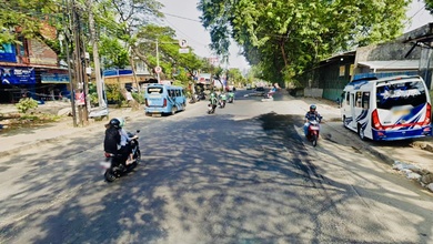 Turun Harga Jual di Bawah Pasaran Gudang Ruang Usaha di Pinggir Jalan Raya Moh Toha Pasar Baru Tangerang