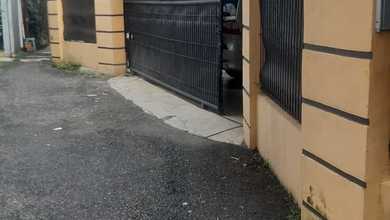 Properti Siap Huni di Area Ciputat, Tangerang Selatan, LT 440m²